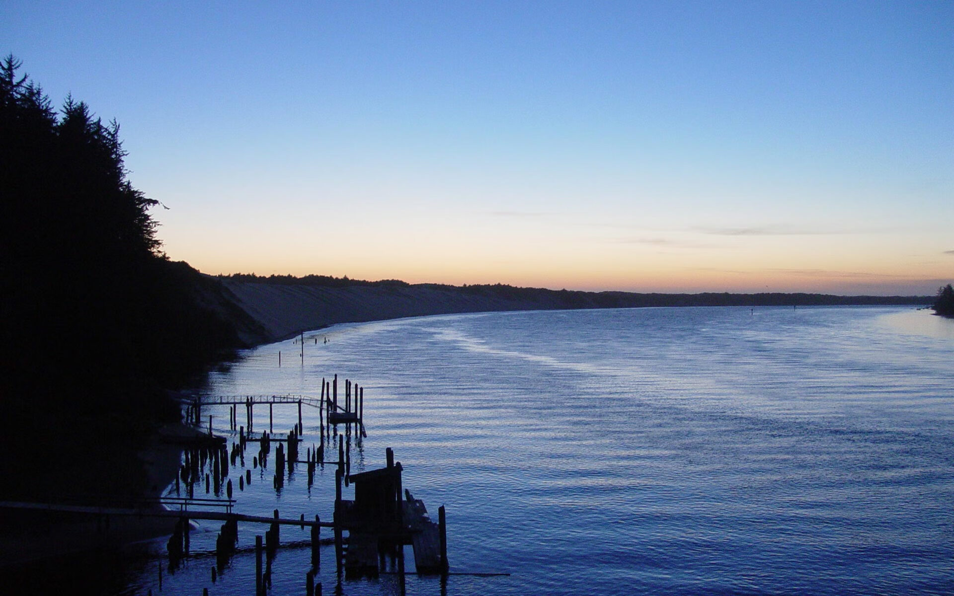 九游下载官网-波尔曼迅捷的反应速度与精准传球，帮助袋鼠队稳占上风，波尔曼休闲会所怎么样