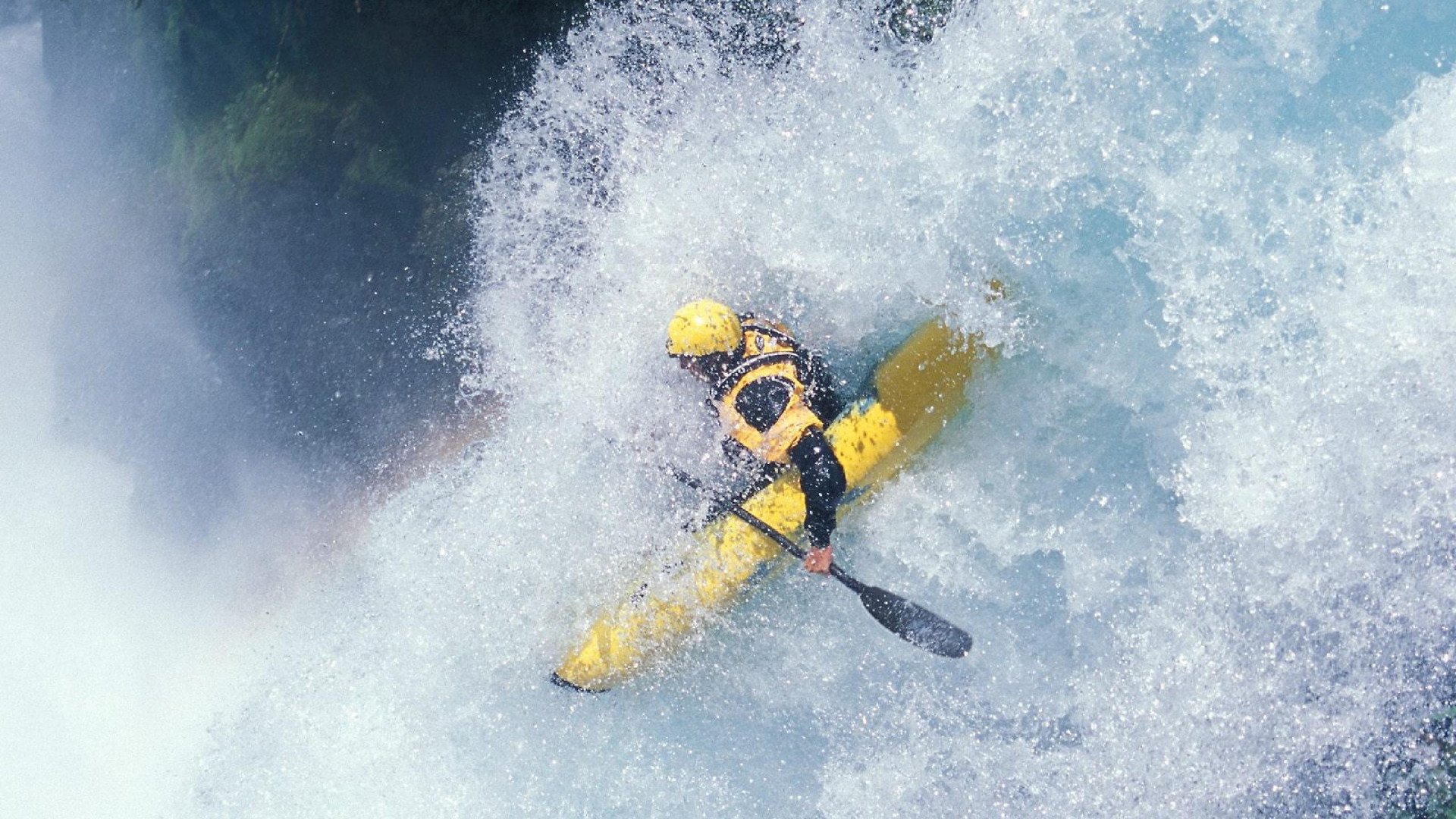 欧冠十六强：利物浦主场2比5惨败皇马 红军遭遇欧战最低谷