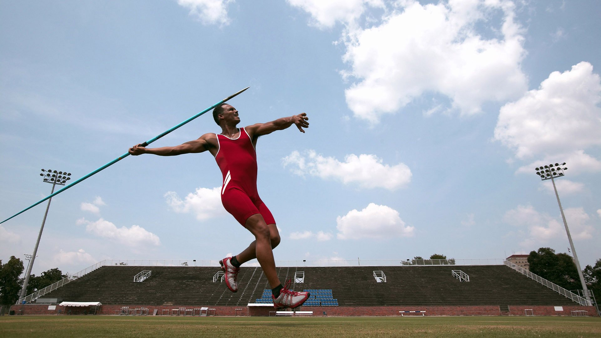 篮球世界杯决赛：西班牙95比87击败塞尔维亚 第三度加冕世界冠军